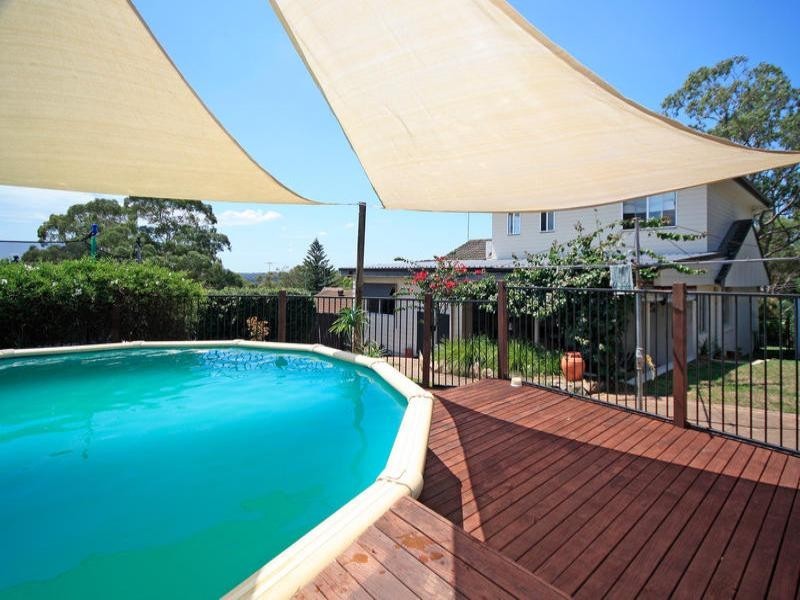 17 Andromeda Crescent, Engadine NSW 2233