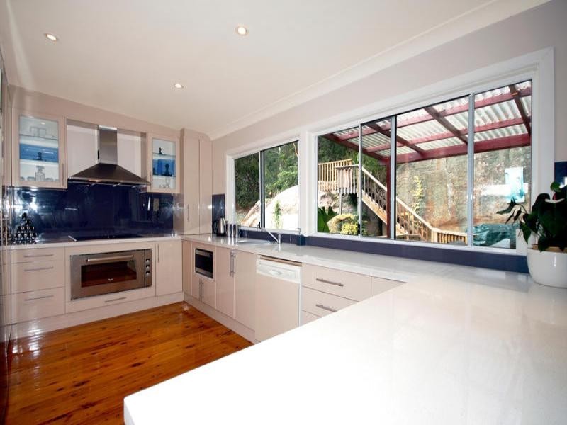 94 Sladden Road, Yarrawarrah NSW 2233