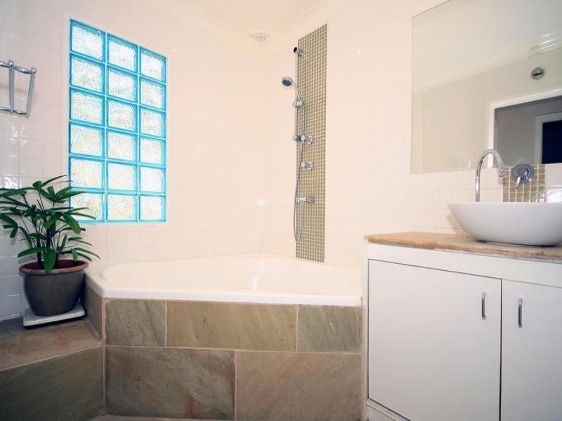 94 Sladden Road, Yarrawarrah NSW 2233