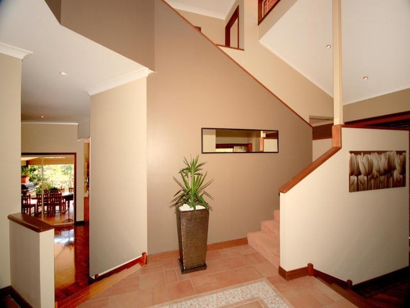 82 Willaroo Avenue, Woronora Heights NSW 2233