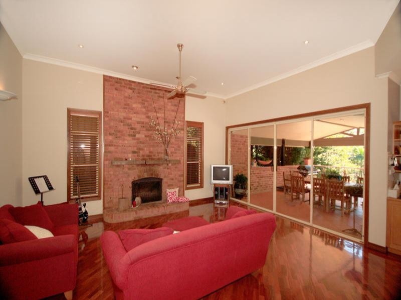 82 Willaroo Avenue, Woronora Heights NSW 2233