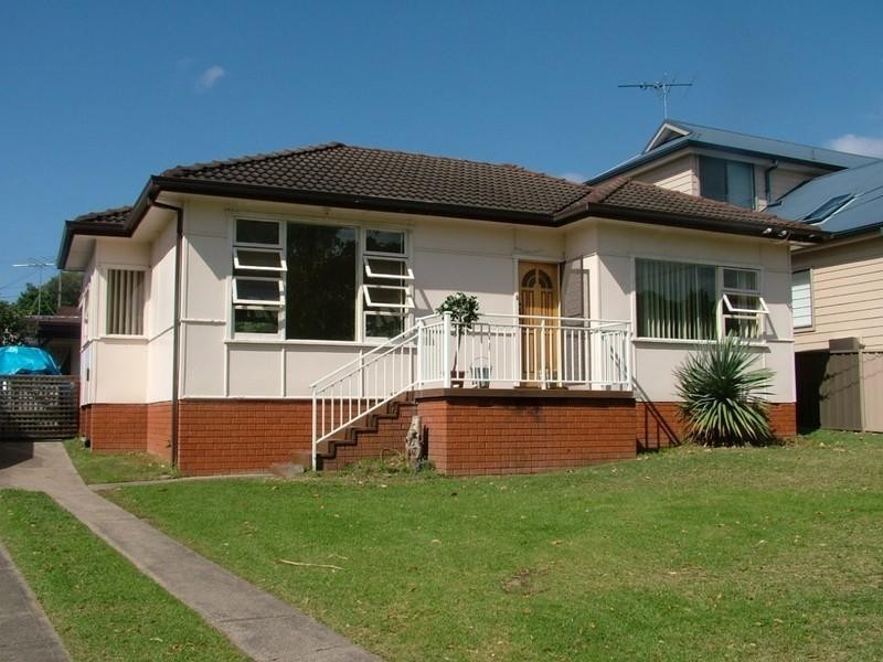 48 Wollybutt Road, Engadine NSW 2233