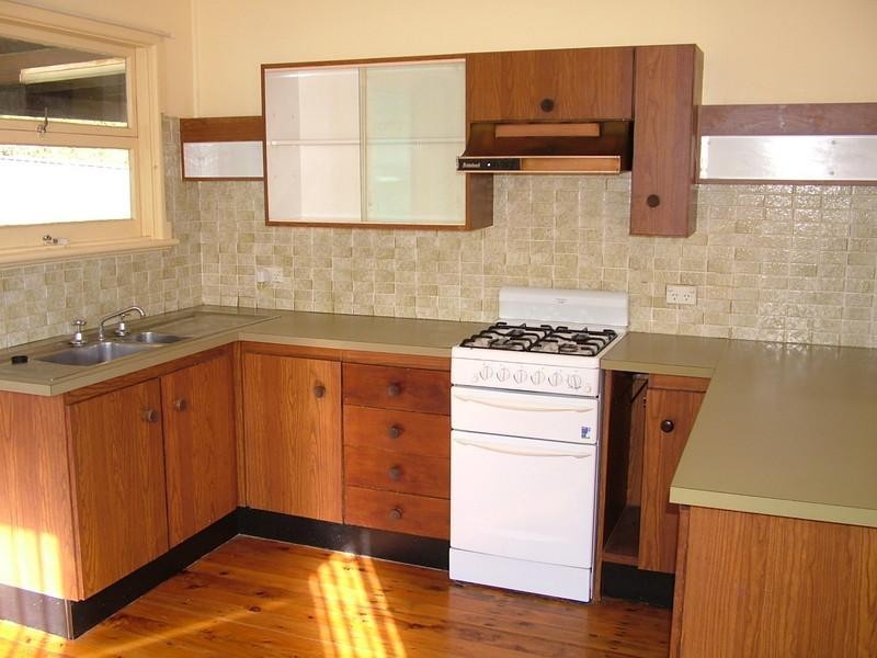 48 Wollybutt Road, Engadine NSW 2233