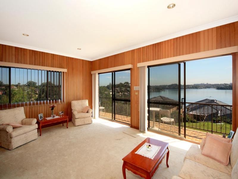 12 Leavesden Place, Kangaroo Point NSW 2224