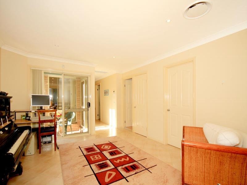 1/1A Spur Crescent, Loftus NSW 2232