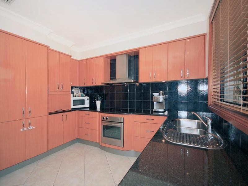 7 Silvereye Crescent, Woronora Heights NSW 2233