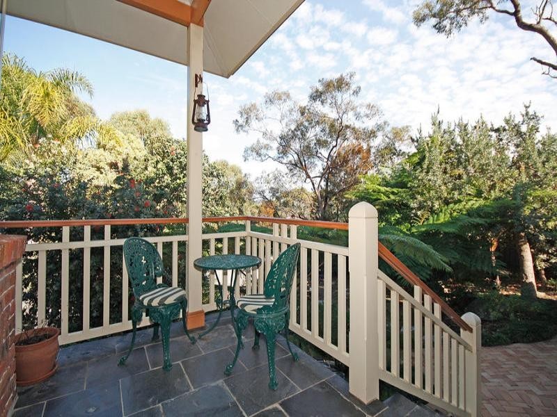 6 Jaeger Place, Woronora Heights NSW 2233