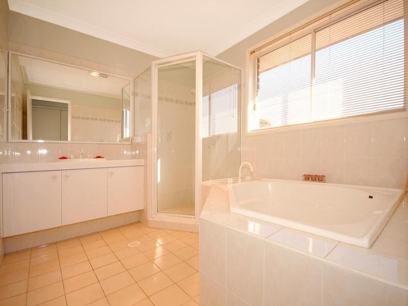 7 Pelican Place, Woronora Heights NSW 2233