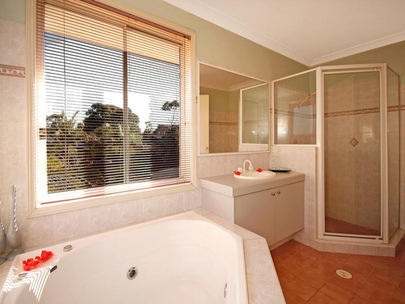 7 Pelican Place, Woronora Heights NSW 2233