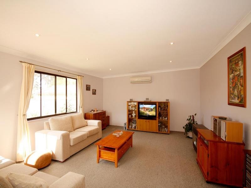 58 Crammond Boulevard, Caringbah NSW 2229