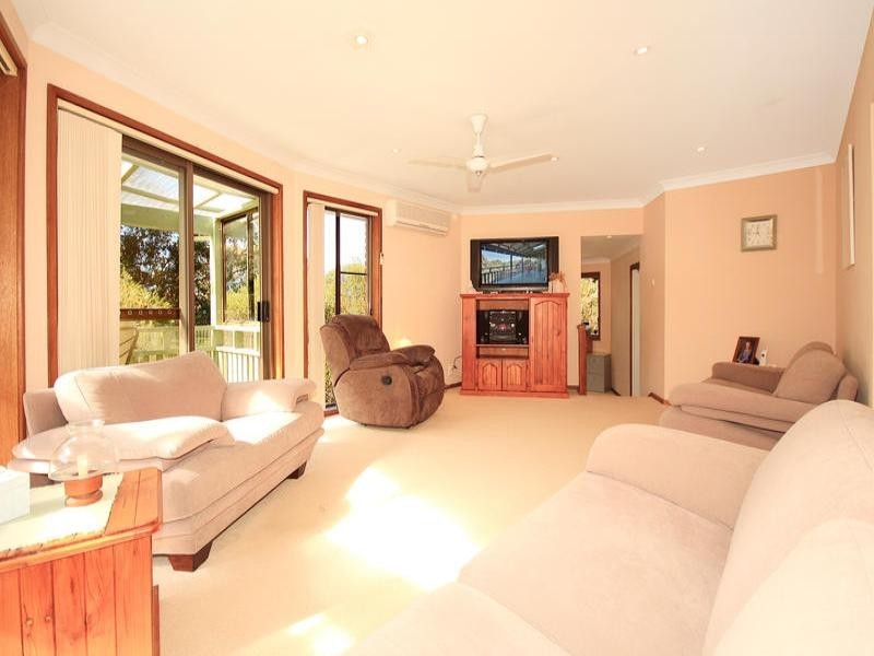 60 Spoonbill Avenue, Woronora Heights NSW 2233