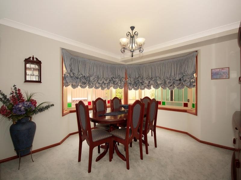 4 Willaroo Avenue, Woronora Heights NSW 2233