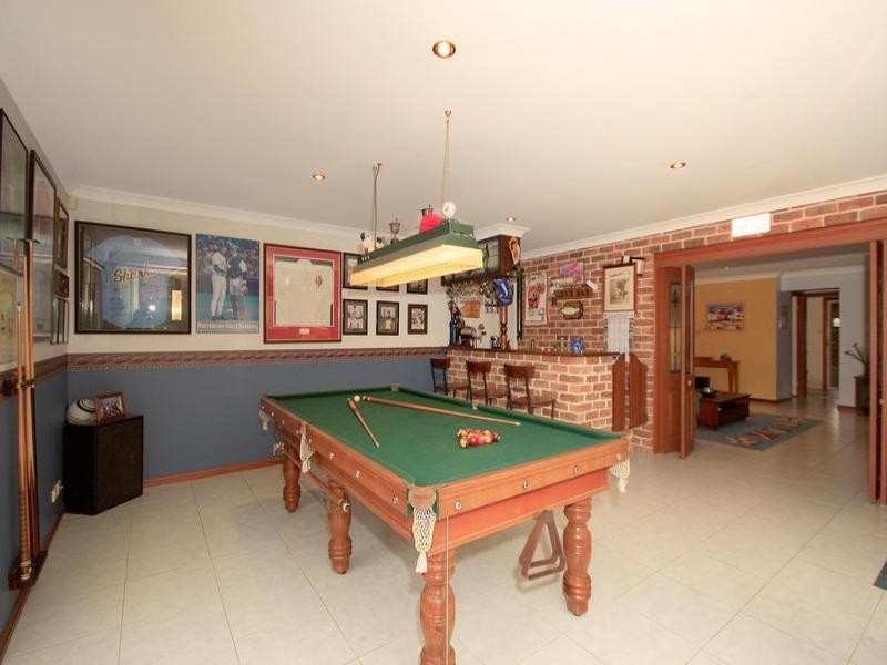 4 Willaroo Avenue, Woronora Heights NSW 2233