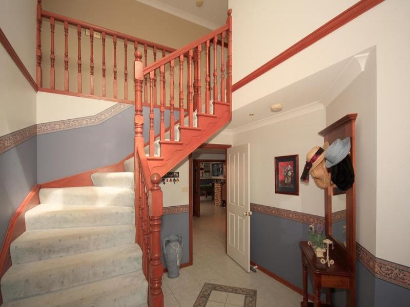 4 Willaroo Avenue, Woronora Heights NSW 2233