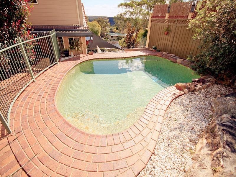 12 Electra Street, Heathcote NSW 2233