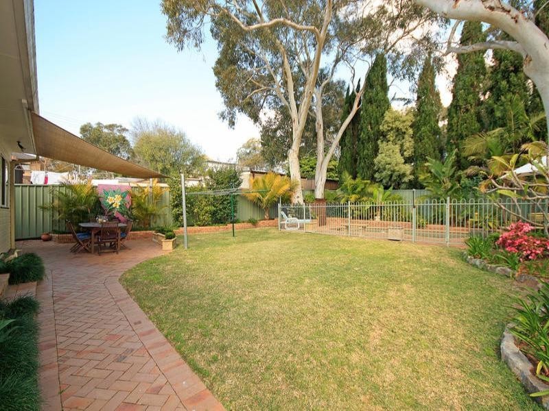 4 Ulinga Place, Engadine NSW 2233