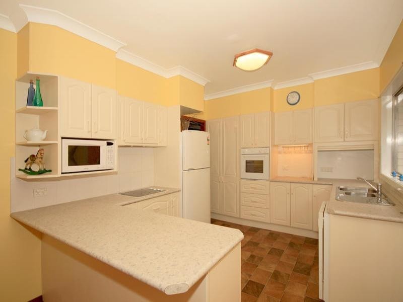 28 Cambrai Avenue, Engadine NSW 2233