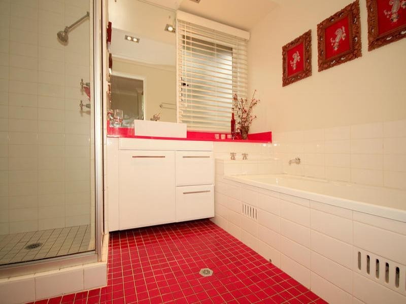 12 Caldarra Avenue, Engadine NSW 2233