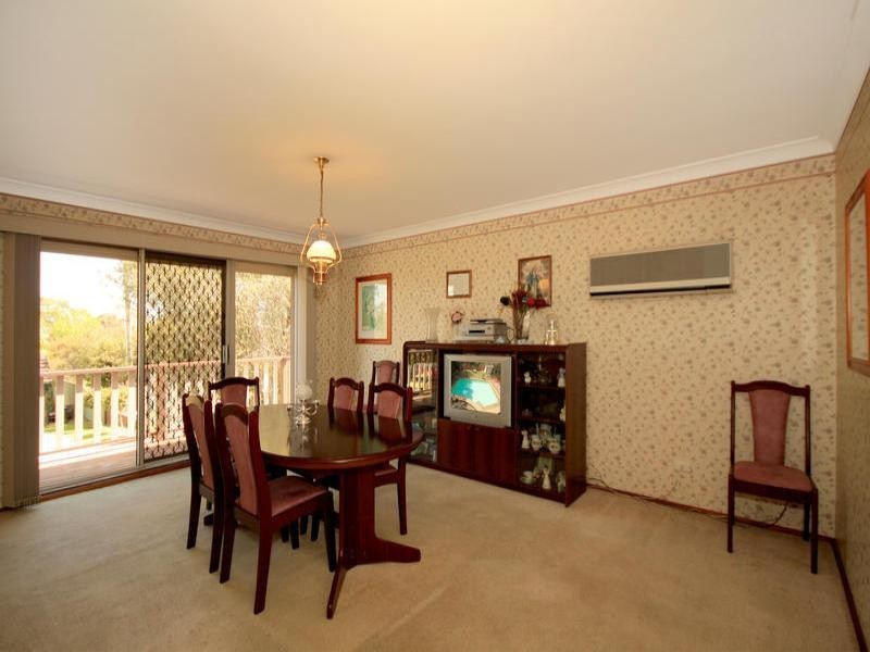 10 Renmark Place, Engadine NSW 2233