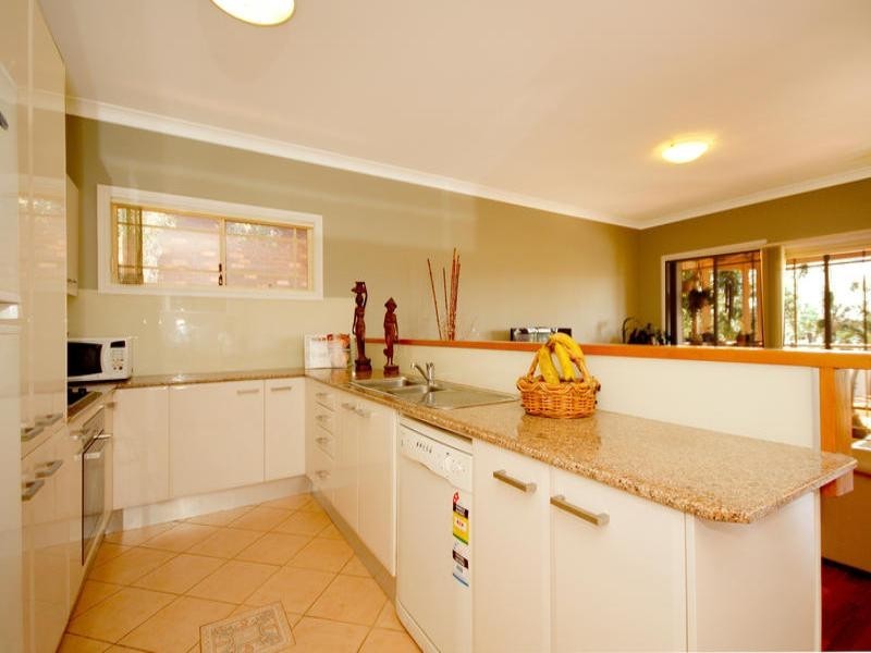 2 50 Pacific Crescent, Maianbar NSW 2230