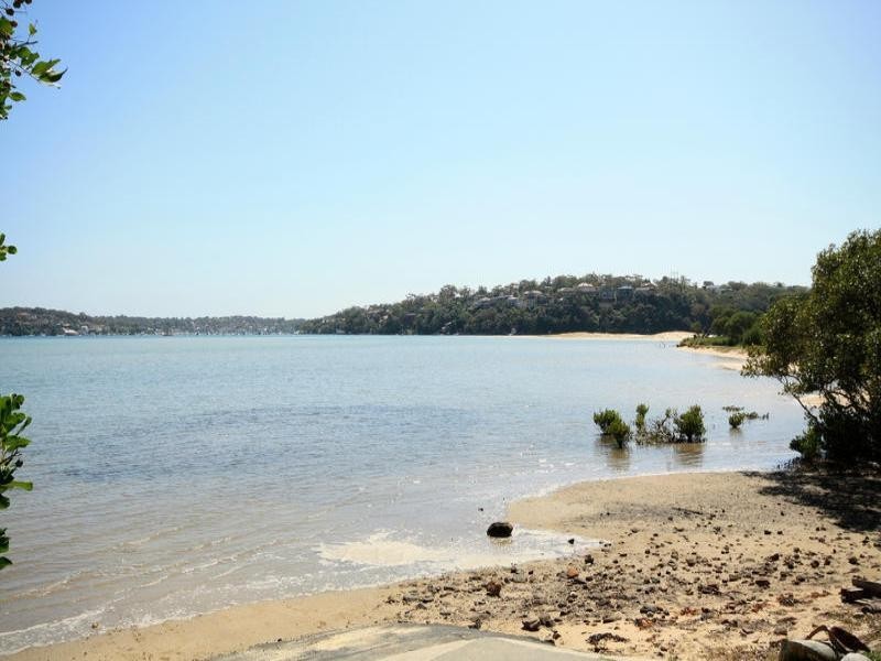 2 50 Pacific Crescent, Maianbar NSW 2230