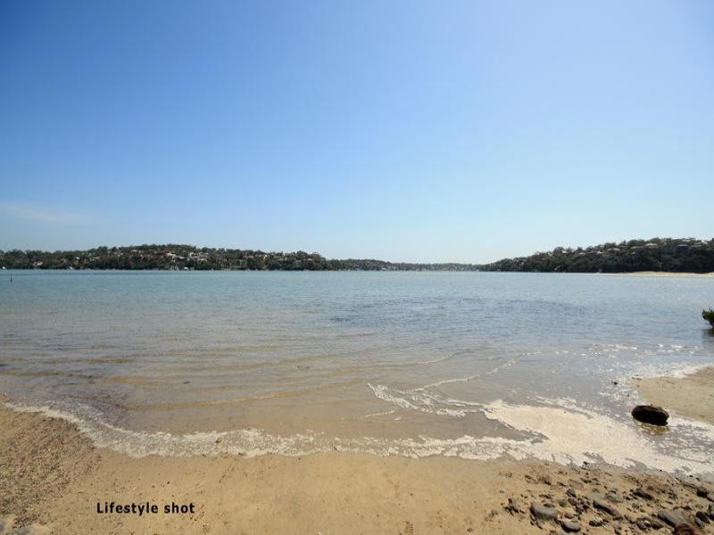 2 50 Pacific Crescent, Maianbar NSW 2230