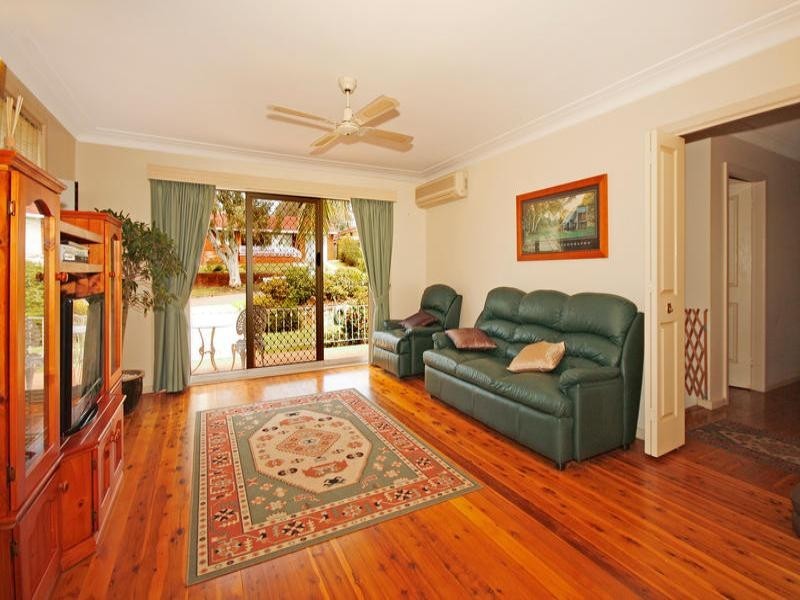 39 Lalor Crescent, Engadine NSW 2233