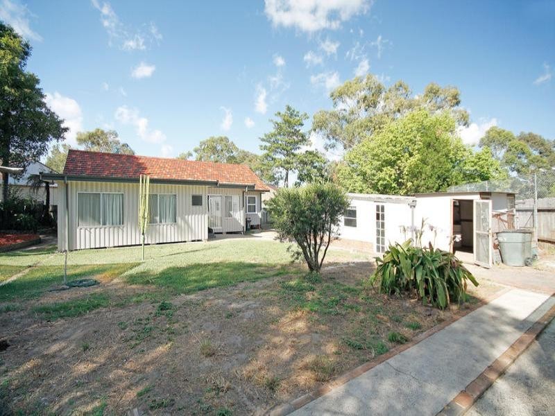 1 Bombell Avenue, Engadine NSW 2233