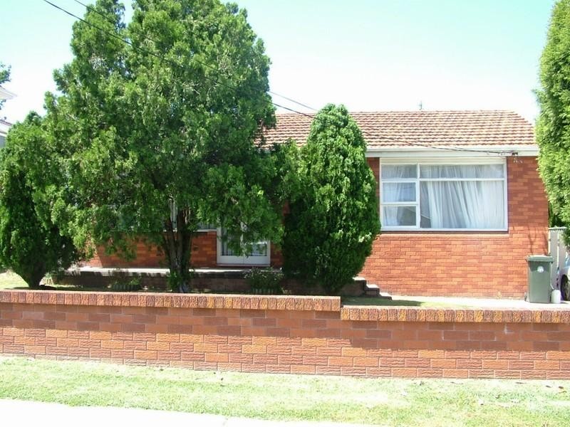 50 Cambrai Avenue, Engadine NSW 2233