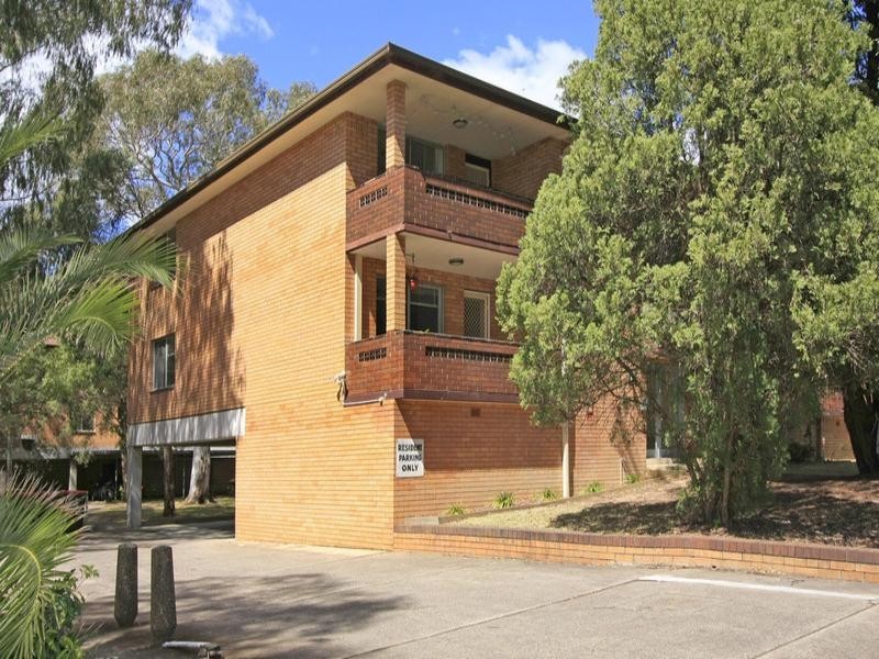 18/76-82 Glencoe Street, Sutherland NSW 2232