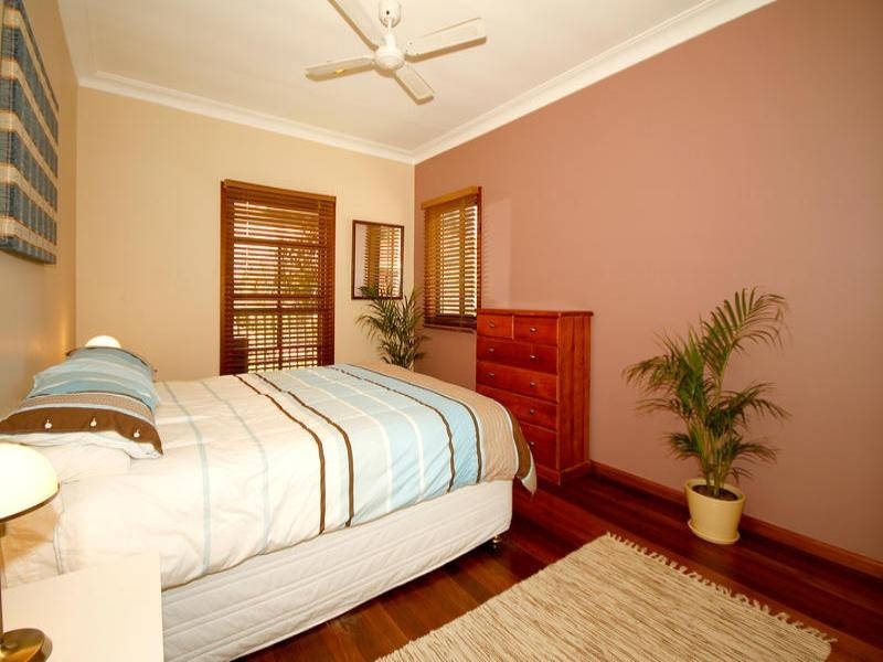 72 Novara Crst, Como NSW 2226