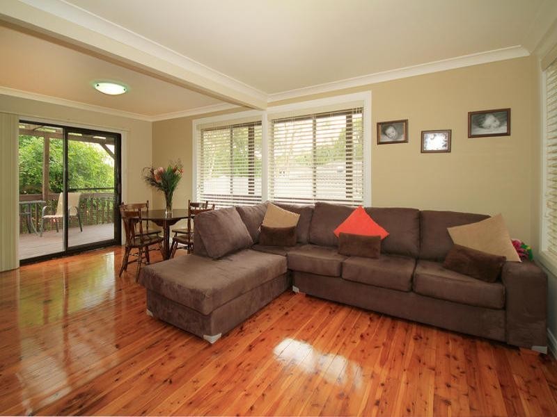 39 Higgerson Avenue, Engadine NSW 2233