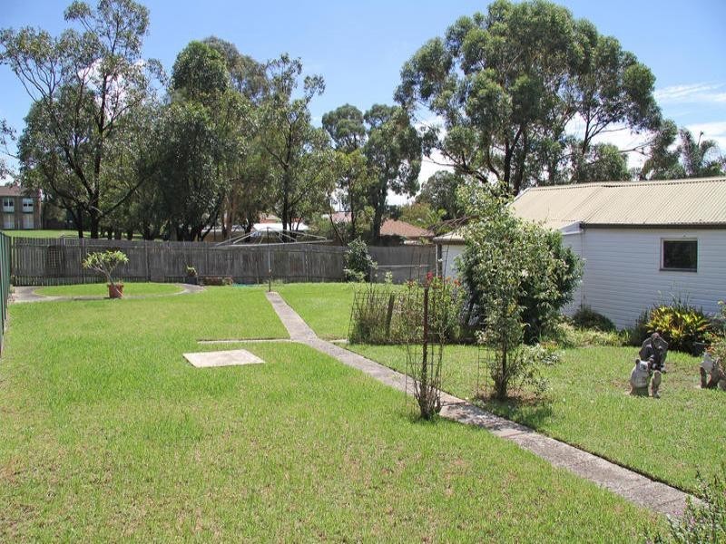 3 Ferntree Road, Engadine NSW 2233