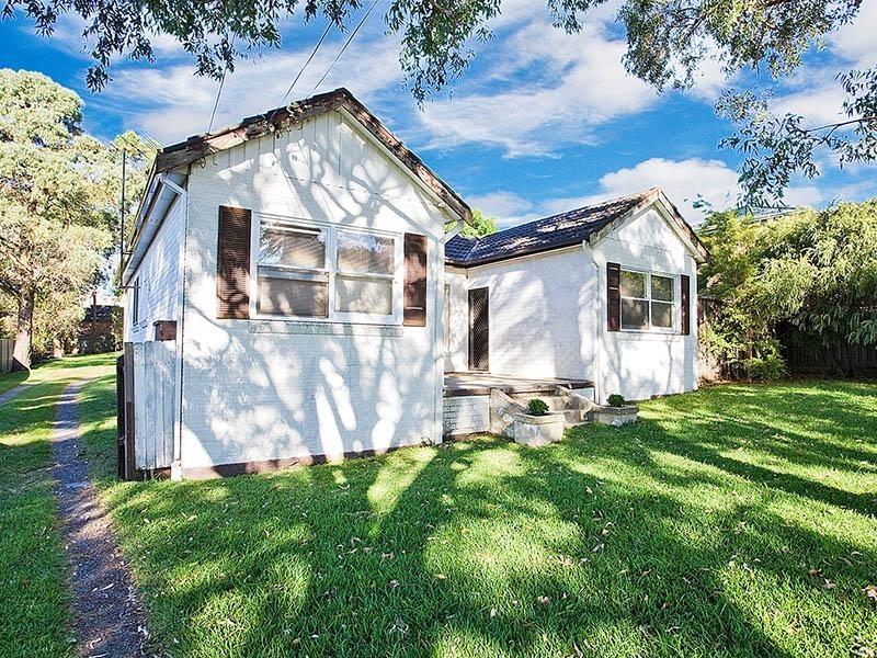 26 Rosebery Street, Heathcote NSW 2233