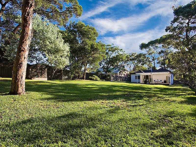 26 Rosebery Street, Heathcote NSW 2233