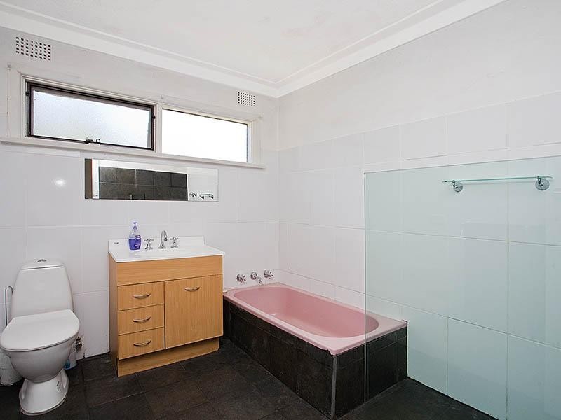 48 Elwin Street, Peakhurst NSW 2210