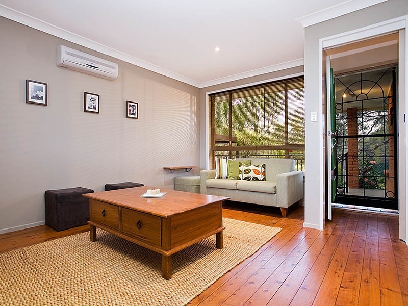 19 Andromeda Crescent, Engadine NSW 2233