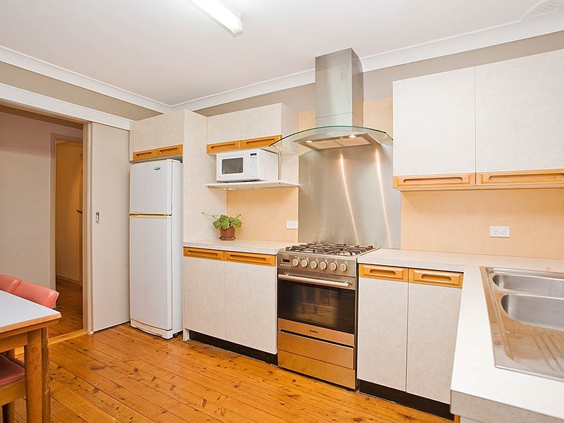 19 Andromeda Crescent, Engadine NSW 2233