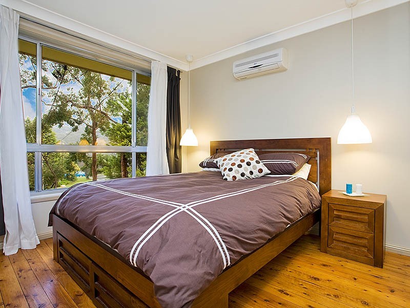 19 Andromeda Crescent, Engadine NSW 2233
