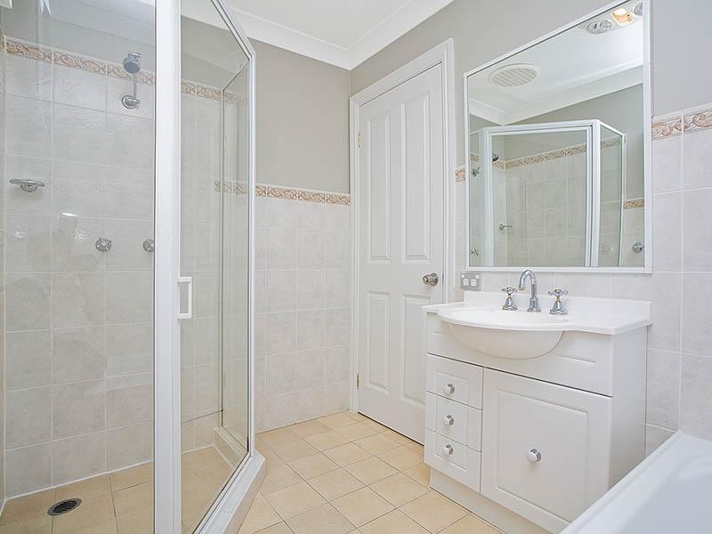 2/10-12 Strickland Street, Heathcote NSW 2233