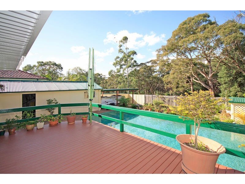 16 Woodford Crescent, Heathcote NSW 2233