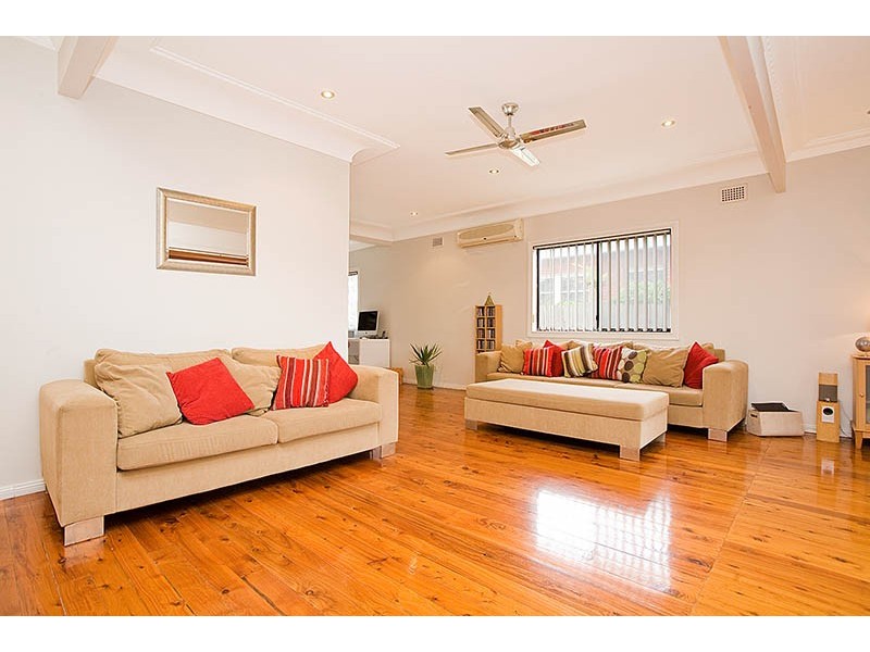 81 Fairview Avenue, Engadine NSW 2233