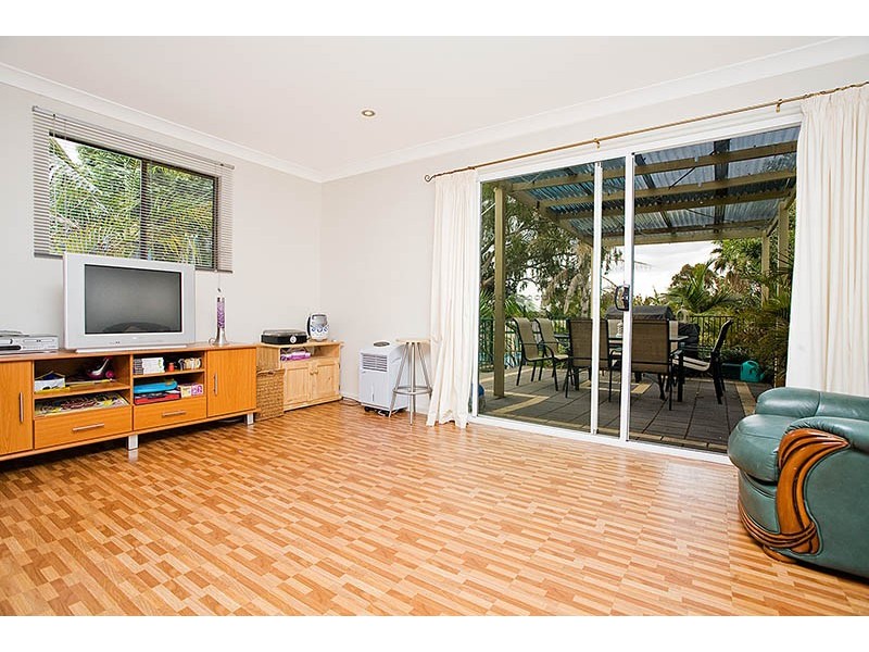 81 Fairview Avenue, Engadine NSW 2233