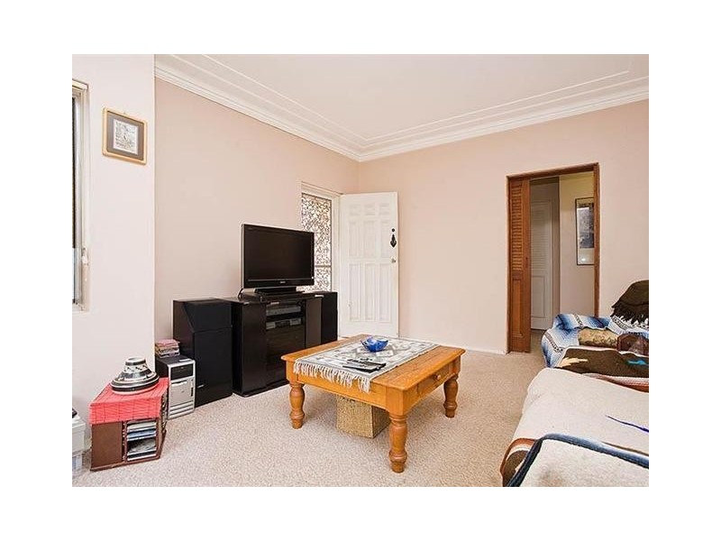 85 Cambrai Avenue, Engadine NSW 2233