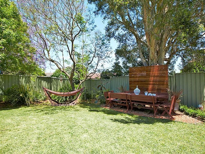 19 Higgerson Avenue, Engadine NSW 2233