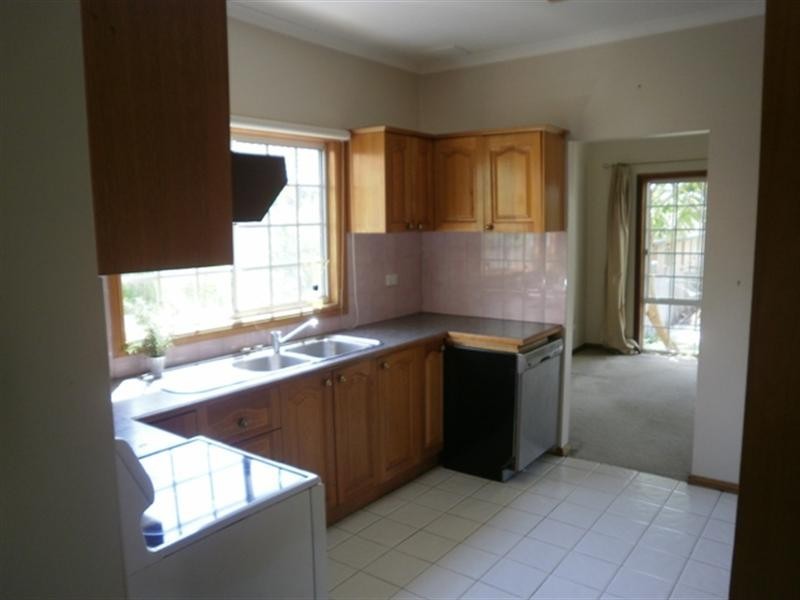 5 Waratah Road, Engadine NSW 2233