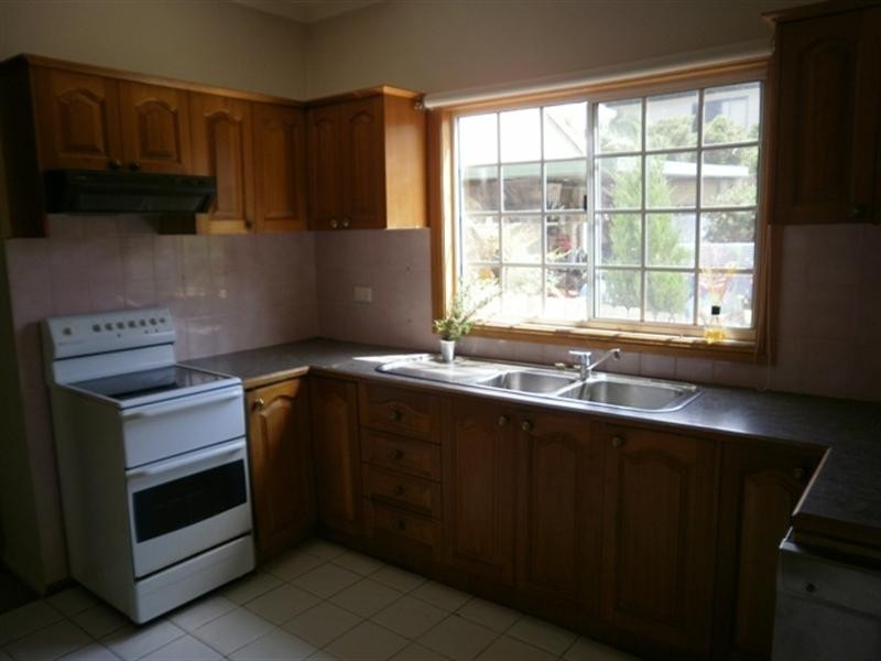 5 Waratah Road, Engadine NSW 2233