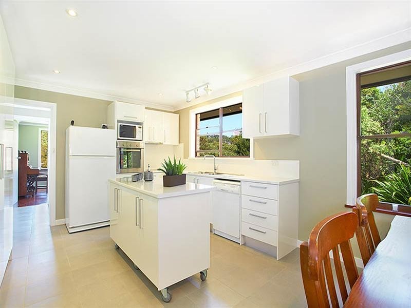 58 Urana Road, Yarrawarrah NSW 2233