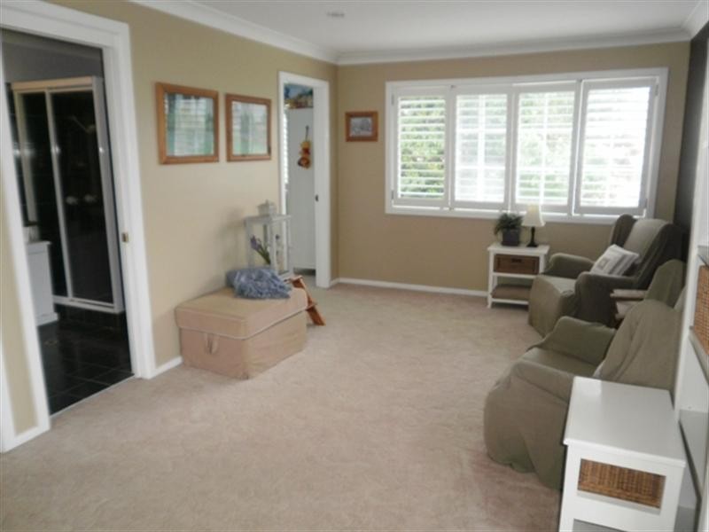 1 Higgerson Avenue, Engadine NSW 2233