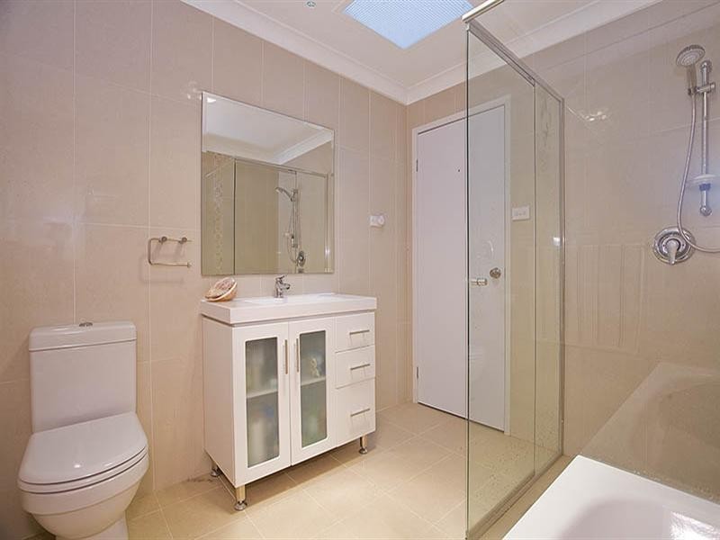 10/17 Binya Place, Como NSW 2226